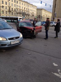 А что в Питере делает агент Малдер?