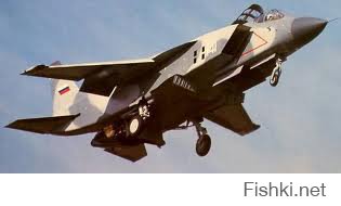 В начале 90-х наши запилили уникальную "вертикалку" Як-141 на замену палубным Як-38, но на серию денег не хватило. А был бы первый сверхзвуковой СВВП...