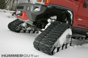 Я вот тоже не понимаю, почему треугольные гусеницы используют именно в такой ориентации. Но видимо это как от оправдано, если даже есть навесные гусеницы для автомобилей. Хотя может это объясняется, что устанавливаются в арку.