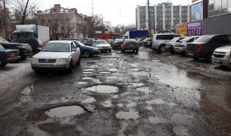 Класс народ развлекается. А я вот думаю как бы у нас такая горочка работала. )