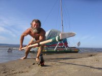 Монстр!! Брутальность зашкаливает! И никакого спортзала не нужно!
Река Лена прекрасна. Ленские столбы как всегда шикарны.