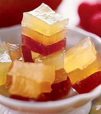 Мармелад из газировки.
Газировка, сахар, желатин.