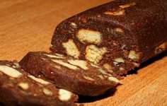 Шоколадная колбаса.
Какао, сахар, маргарин, печенье.