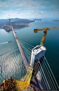 Пост на 3- , только из-за отсутствия описаний фото, узнала только одно фото  мост на остров Русский...