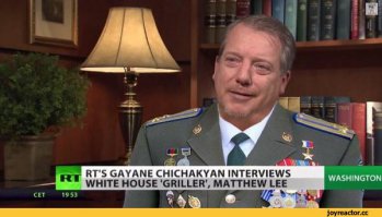 Максим Максимович Исаев теперь работает в Вашингтоне журналистом...