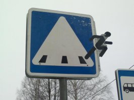 22 неожиданных дорожных знака