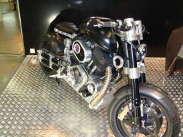 Хороший аппарат. Вот из той же темы.
Экземпляр выставки Мото-парк 2012