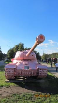 Вот как европейские *****асты издеваются над нашими военнопленными. Не пора ли освобождать наших!?