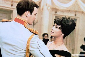 Танцуют все!!!