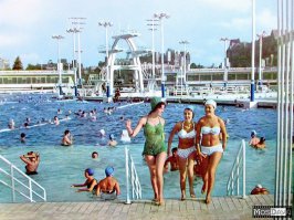 Уникальное сооружение было. Любой желающий мог придти и за копейки поплавать, даже зимой (вода с подогревом). За 33 года существования бассейна ни одного нарекания от санэпиднадзора. Похерено в 90-х