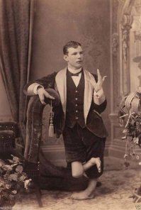 этот парень из моей тимы в доте !