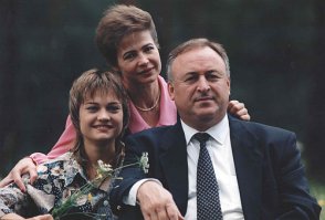 ....а вот и в наше-далекое время....