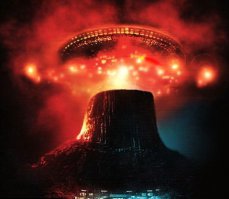 Близкие контакты третьей степени (Close Encounters of the Third Kind)
Та самая гора .