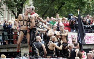 Это вот эти "цивилизованные" страны? Да ну их на )(уй! То что с Китаем сблизились, то фигня. Всего-лишь вторая экономика в мире. А что вам надо от этих "цивилизованных" стран?