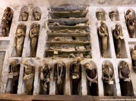 Кладбище капуцинов на Сицилии.