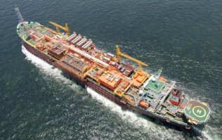 Малайзия 
Теперь одна из развитых стран 
Корпорации строят морские платформы танкеры трубопроводы морских шельфов