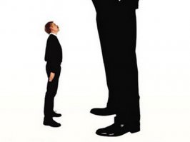 вот вы объясните мне пожалуйста, как эти компании выигрывают тендеры на строительство таких крупных объектов?
Такое ощущение что управляющие сами воры и проходимцы особенно те, которые громче всех кричат, что оторвут голову.
И еще хочу добавить, что генеральные подрядчики козлы и пи..расы, потому что сами них..я не делают и субподрядчиков заставляют махинациями заниматься.