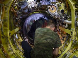 а это подготовка перед установкой ) Су-34