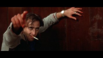 Дикие сердцем сто раз пересмотрел в 90-х!!! 
Отличный актёр, не видел недостойных фильмов с его участием.
Пусть к нам едет, хер на 14 лямов зелёной бумаги. Паспорт в пять сек справим. Прецедент есть.))))