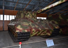 Да,танки прекрасны... Два раза там был.А немцы вот так сейчас выглядят...