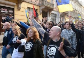 Ну конечно у вас нет нацистов,это Киселев звездит