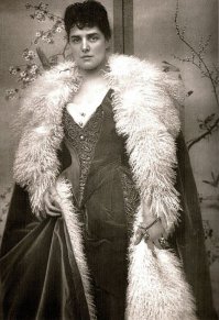 Мама Черчиля рулит в этом списке