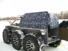 Житель Алтая превратил «Оку» в снегоболотоход