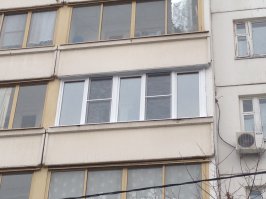 Вас парапет собирающийся "на экспорт" не пугает?
 И внешний вид дома "лоскутное одеяло" по мне не гуд.