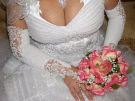 Не мог смотреть на этот ад.
Ловите.
P.S. Я бедный художник, фотошопа нет, только пэинт, только хардкор. Пять минут почти.