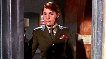 А где же непревзойденная Роза Клебб? :)