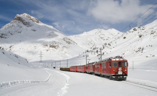 Забыли про Bernina railway. Охранется ЮНЕСКО