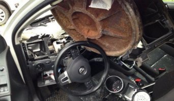 Главное не наступать на них