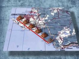 В Крыму много пирамид.