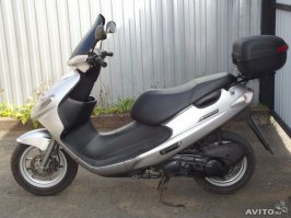 Я на своем Suzuki Address V110 сотку еду не напрягаясь!!! По трассе.