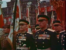 У нас потом парад и в Москве был вместе с поляками. Но они почему то совместном в вермахтом там мечтают.