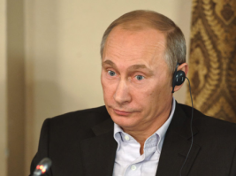 05 марта 2015 исчез президент Российской федерации В.В.Путин.
По информации западных спецслужб ВВП был устранен своим окружением, а 16 марта СМИ предъявлен двойник Путина, весьма плохо копирующий оригинал...