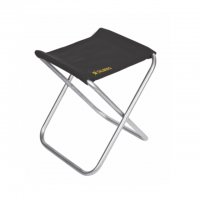 На стульчике попа не мерзнёт.