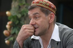 Андрей Иванович Краско, как известно, умер во время съёмок сериала "Ликвидация". В итоге весь отснятый материал в фильм не вошёл, а Фиму сыграл Маковецкий.