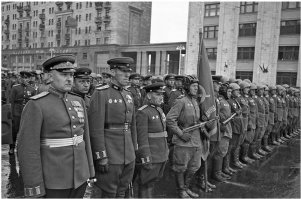 Евгений Умнов. "Парад Победы. Москва, июнь 1945г."