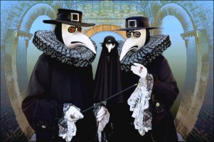 автор костюма канарейки - красавчик , ещё немного доработать и получится так:
Доктор Чумы (Medico della Peste)
Лекарь Чумы
В старину одним из самых страшных бедствий для Венеции была чума, которая посещала город несколько раз и уничтожала огромное количество жизней. Маску Medico della Peste в обычное время не носили, но во время эпидемии ее надевали доктора, посещая пациентов. В ее длинный клювообразный нос помещали различные ароматические масла и другие вещества — считалось, что они предохраняют от заражения чумой. Поверх одежды врач носил темный длинный плащ из льняной или вощеной материи, из-за чего изрядно походил на зловещую птицу, а в руке держал специальную палку — чтобы не прикасаться к зачумленному руками.