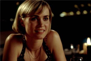 Рада Митчелл ("Черная дыра")