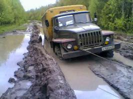 Понятно, что диагональное вывешивание этим машинкам не грозит, вот как они себя покажут на такой дороге?