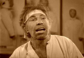 «Собачье сердце» (1925 год), не была пропущена в печать и была напечатана в России лишь в годы перестройки, в 1987 году. Ее фразы и формулы незамедлительно вошли в устную речь интеллигентного человека: «разруха не в клозетах, а в головах», «семь комнат каждый умеет занимать», позже к ним прибавится и «осетрина второй свежести», и «чего не хватишься, ничего у вас нет», «правду говорить легко и приятно».